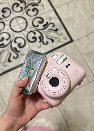 Фотоапарат instax mini 12
