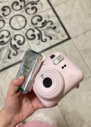 Фотоапарат instax mini 12 3