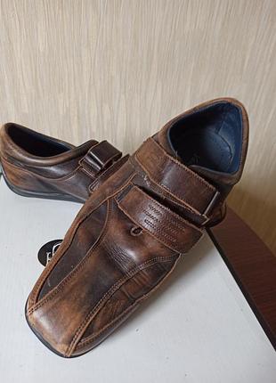 Чоловічі туфлі-кросівки на ліпучках р. 46 шкіра