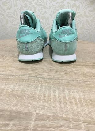 Кросівки nike 4
