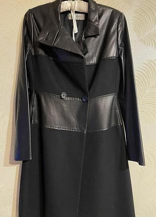 Пальто жіноче max mara чорне шкіряне