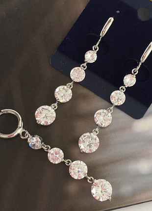 Сережки с круглими цирконами з медичної сталі stainless steel