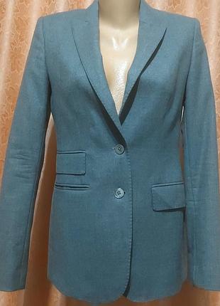 Жакет женский massimo dutti.  100% шерсть.
р.38. новый.