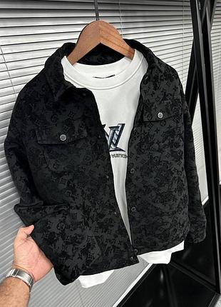 Чоловіча куртка louis vuitton в чорному кольорі