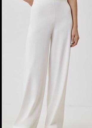 Брюки від zara в розмірі xl