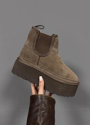 Женские коричневые ботинки ugg neumel chelsea platform brown х угг ньюмел 36
