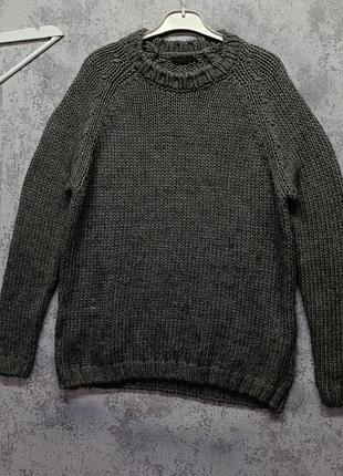 Светер от бренда calvin klein 4