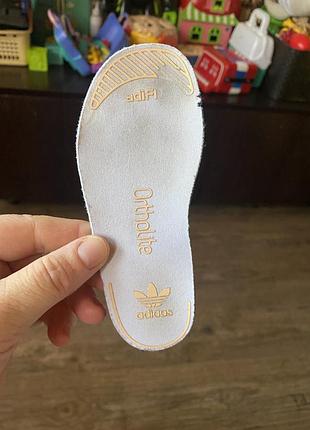 Adidas кросівки 5