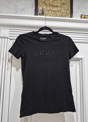 Бавовняна футболка guess