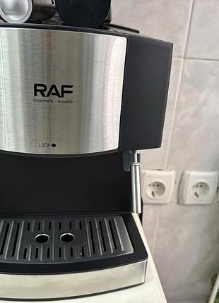 Кавомашина напівавтоматична raf r113 15 bar 850 вт з капучинатором на 2 чашки