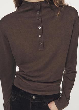 Коричневый свитер поло с пуговицами и высоким воротником massimo dutti 
✨✨✨✨✨✨✨✨✨✨