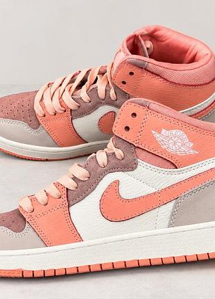 Жіночі шкіряні кросівки nike 2