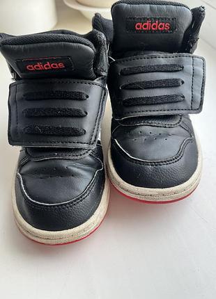 Кросівки для хлопчика adidas чорні, 25 розмір