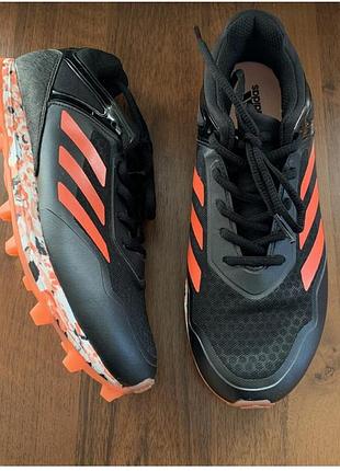 Кросівки чоловічі adidas чорні з помаранчевим, розмір 40