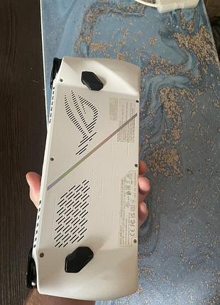 Asus rog ally в хорошем состоянии 3