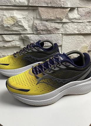 Оригінальні кросівки saucony endorphin speed 3