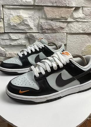 Оригінальні кросівки nike dunk low