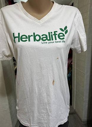 🤍 футболка herbalife с дефектом - белый, v-образный вырез, размер m