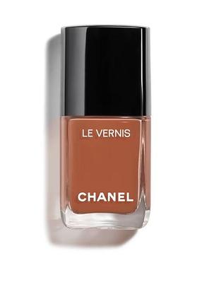 Стійкий лак le vernis від chanel 187