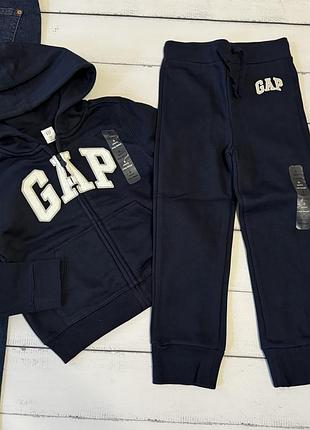 Новий теплий костюм gap на байці розмір 5 років
