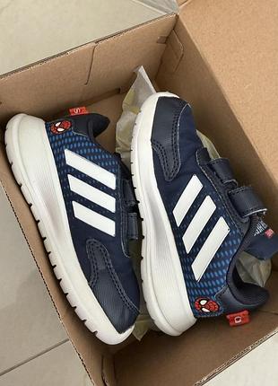 Кросівки adidas tensaur run marvel 24