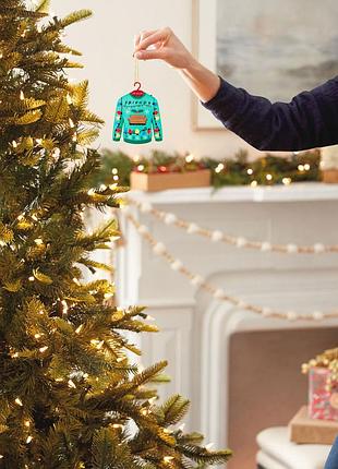 Елочное украшение hallmark keepsake friends «could we be any more festive?» - музыкальная, с подсветкой | коллекция 2025 6