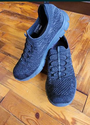 Skechers женские кроссовки 39р