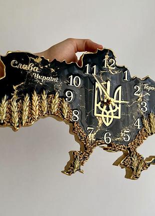 Годинник настінний з епоксидної смоли "карта україни" 40x25 см