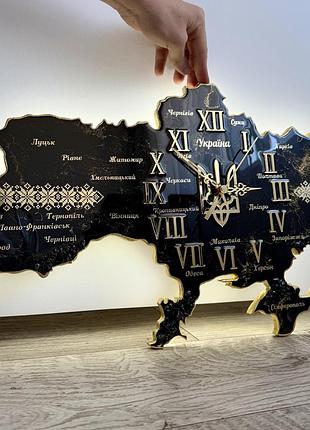 Годинник настінний з епоксидної смоли з led-підсвіткою "карта україни" 50x32 см