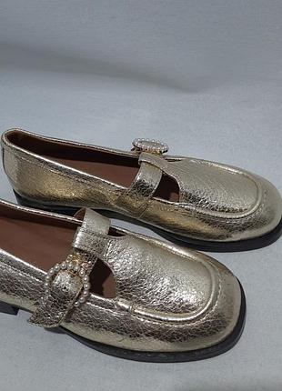 Золотисті шкіряні туфлі лофери меріджейн  oliver bonas  з перлинами crackled mary jane loafers 40