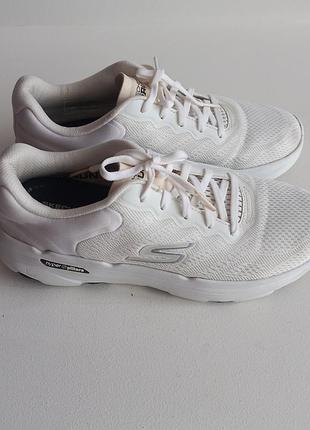 Кроссовки skechers