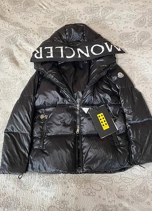 Жіночий пуховик moncler чорний розмір s
