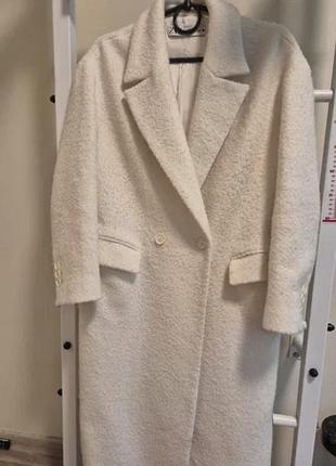 Пальто жіноче zara біле