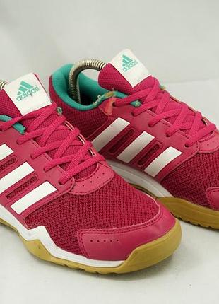 Adidas eu 38 | рожеві кросівки indoor
adidas pink sneakers 38