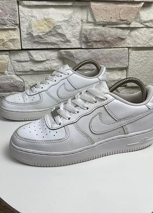 Оригінальні кросівки nike air force 1 low