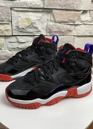 Оригінальні кросівки jordan jumpman two trey
