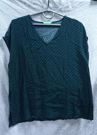 Свободный принтованный топ united colors of benetton