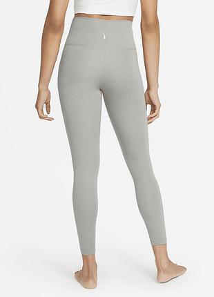 Женские nike yoga р.s нові
