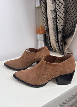 Ботильйони ботіки козаки коротці pull&bear 3
