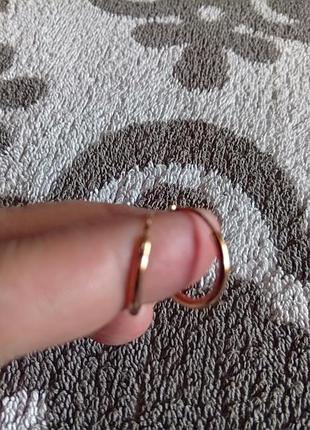 Продам серьги кольца 6