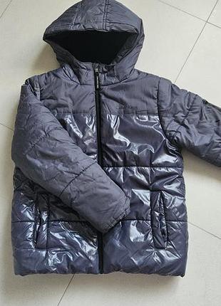 Куртка замова calvin klein на 10-11 років.
