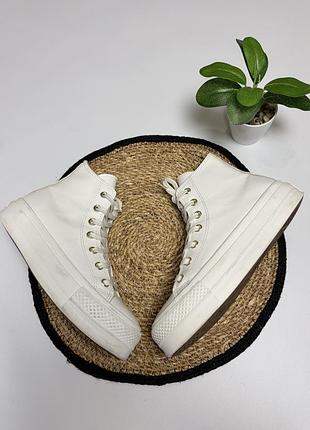 Білі кеди converse на високій підошві