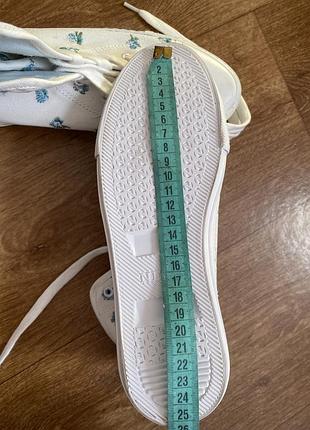 Продам кеди 7