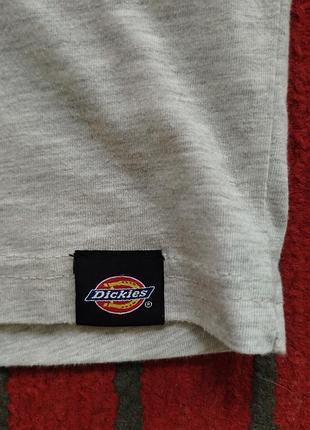 Серая футболка dickies 2