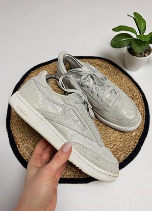 Жіночі кросівки reebok