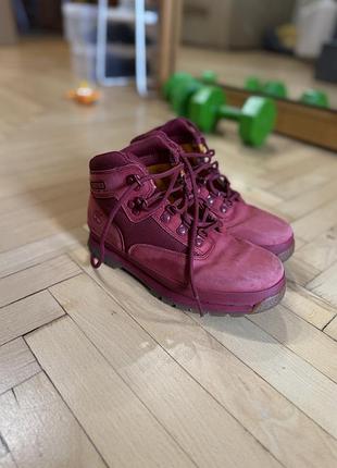 Черевики timberland червоні 35,5 розмір