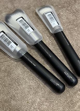 Пензлі для пудри 105 та контурингу 109 adopt 3