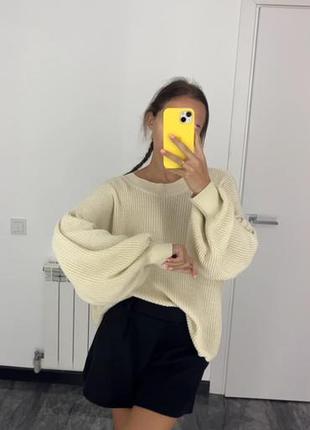 Светр жіночий stradivarius оверсайз молочний