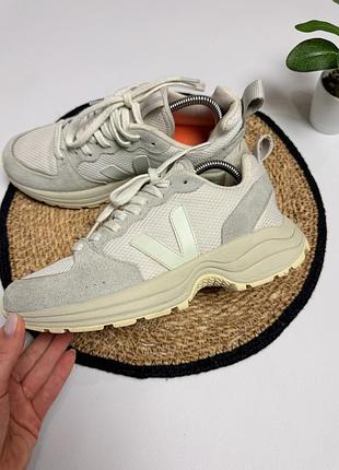 Жіночі кросівки veja 5