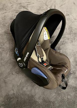 Автокрісло maxi cosi earth 2